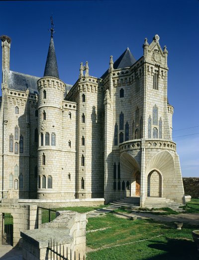 Episcopal Palace by Antonio Gaudi
